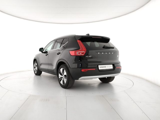 Volvo XC40 T4 Plug-in Inscription Expression - Autocarro - foto 3 di 4