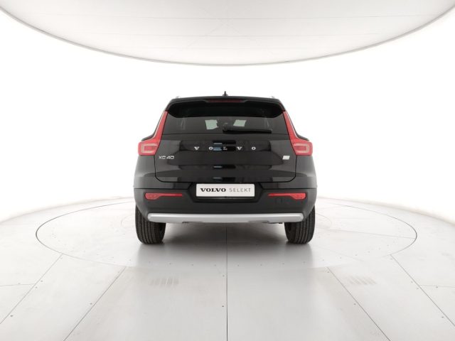 Volvo XC40 T4 Plug-in Inscription Expression - Autocarro - foto 4 di 4