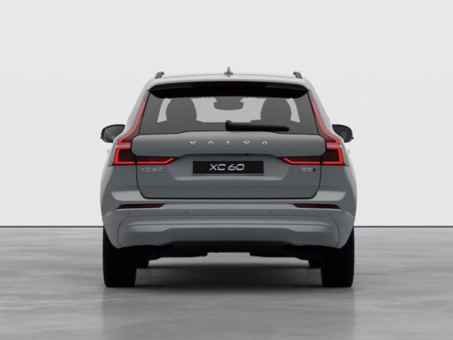 Volvo XC60 B5 AWD automatico Core - Pronta Consegna - foto 4 di 4