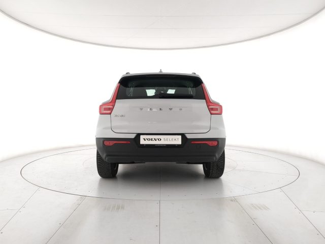 Volvo XC40 D3 AWD Geartronic Momentum Core - foto 4 di 4
