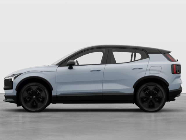 Volvo EX30 Cross Country P5 Long Range Plus - foto 3 di 4