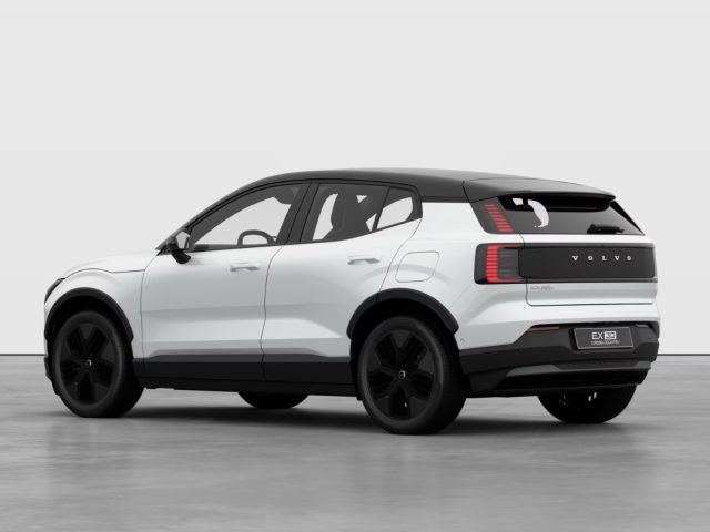 Volvo EX30 Cross Country Twin Motor Perfomance Ultra AWD - foto 4 di 4