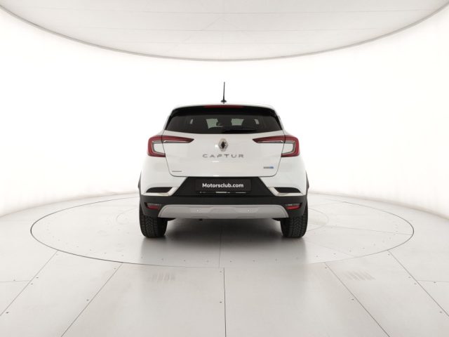 Renault Captur Full Hybrid E-Tech 145 CV Zen - autocarro, del 2022, 40.627 km, in vendita a Modena (MO)