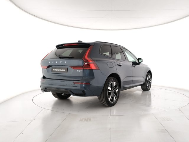 Volvo XC60 T6 Plug-in hybrid AWD automatico Plus Dark - foto 4 di 4