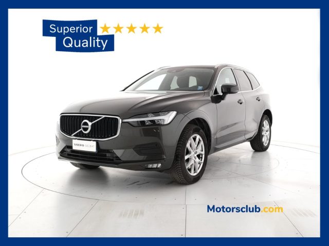 Volvo XC60 B4 (d) AWD Geartronic Momentum Pro usato a MODENA