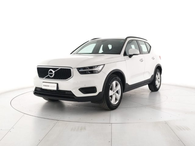 Volvo XC40 T2 Geartronic Momentum Core - foto 2 di 4