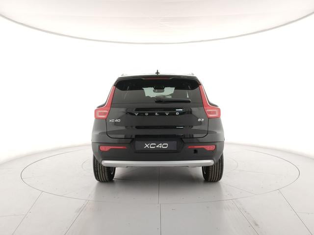 Volvo XC40 B3 automatico Core - Autocarro - foto 4 di 4