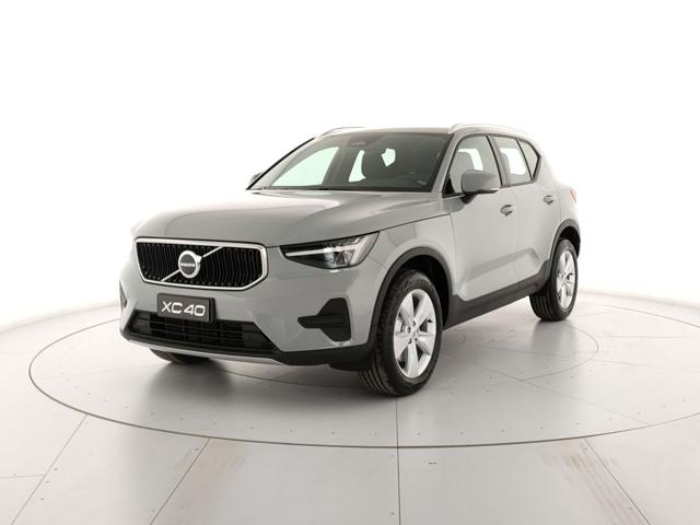 Volvo XC40 B3 automatico Core - Autocarro - foto 2 di 4