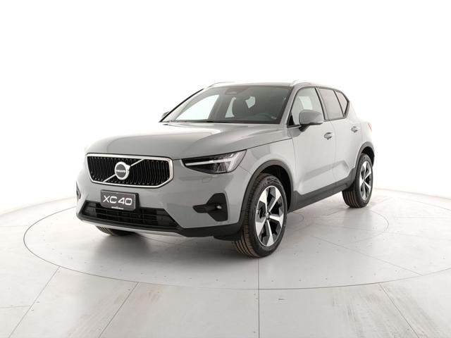 Volvo XC40 B3 automatico Core - Gancio Traino - foto 2 di 29