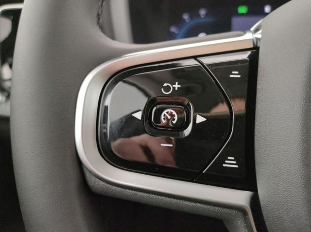 Volvo V60 B4 automatico Ultra Dark - Pronta consegna, in vendita a Modena (MO)