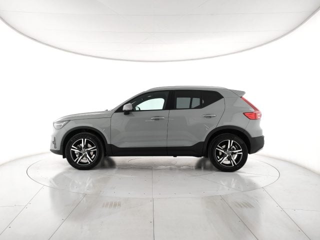 Volvo XC40 B3 autom Core-Pro Pack-Autocarro-Pronta Consegna - foto 3 di 28