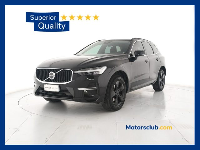 Volvo XC60 B4 (d) AWD automatico Core - autocarro usato a MODENA
