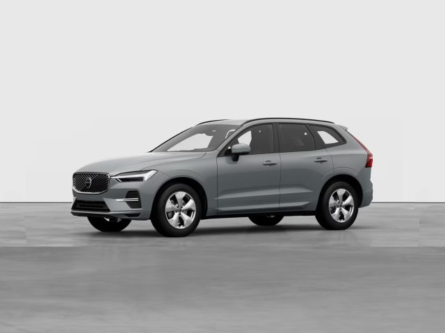 Volvo XC60 B5 AWD automatico Core nuovo a MODENA