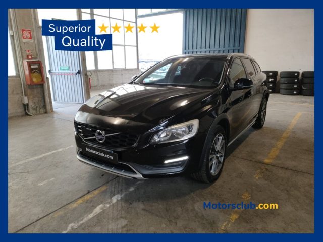 Volvo V60 Cross Country D3 Geartronic Momentum - solo operatori usato a MODENA