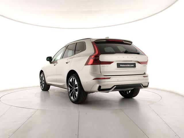 Volvo XC60 B5 AWD auto Ultra Dark - Pronta Consegna - foto 3 di 4