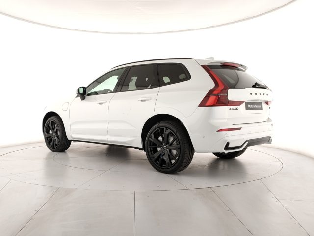 Volvo XC60 T6 AWD auto Plus Black Edition - Pronta Consegna - foto 3 di 4