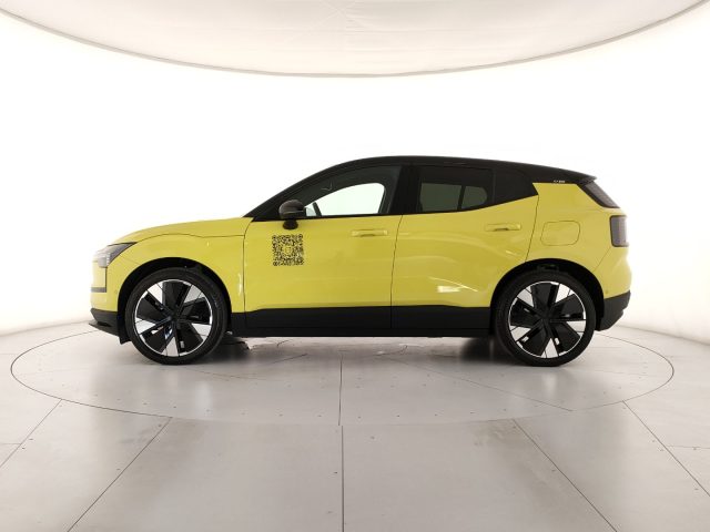 Volvo EX30 Single Motor Extended Range Ultra - foto 3 di 4