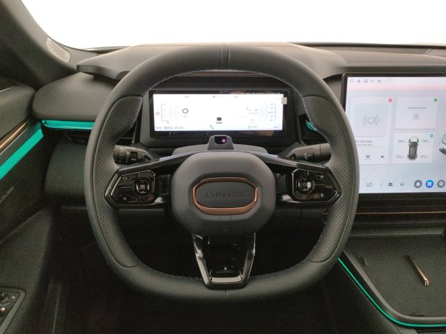 Lynk & Co 8 PHEV More nuovo a MODENA