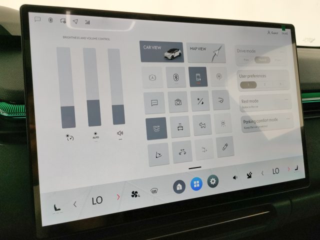 Lynk & Co 8 PHEV More nuovo a MODENA