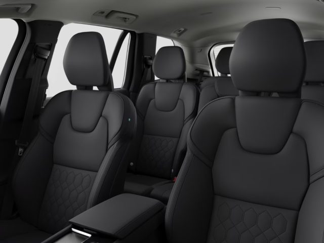 Volvo XC90 B5 AWD automatico 7 posti Core - MY26, in vendita a Modena (MO)