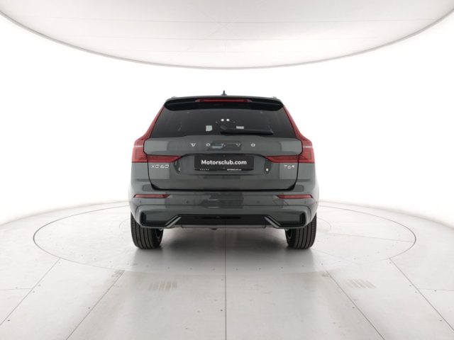 Volvo XC60 T6 Plug-in AWD auto Ultra Dark - foto 4 di 4