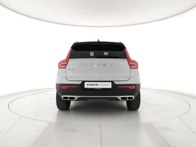 Volvo XC40 D3 Geartronic R-design - foto 4 di 4