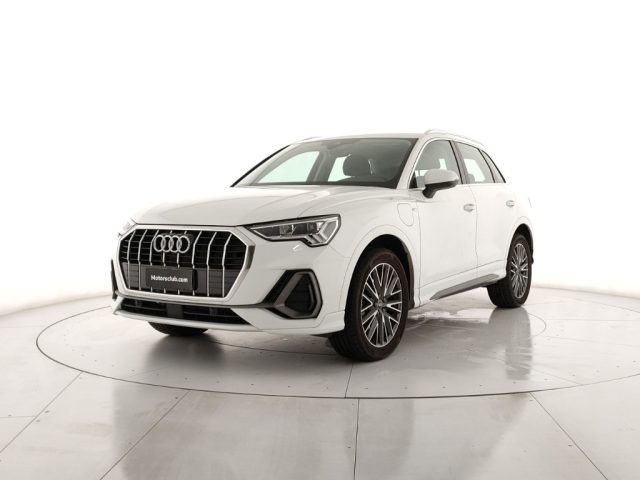 Audi Q3 45 TFSI e S tronic S line edition usato a MODENA