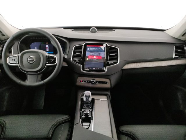 Volvo XC90 B5 AWD aut. 7 posti Ultra Bright - Pronta Consegna - foto 2 di 4