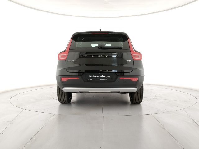 Volvo XC40 B3 automatico Core - Pronta Consegna - foto 4 di 4
