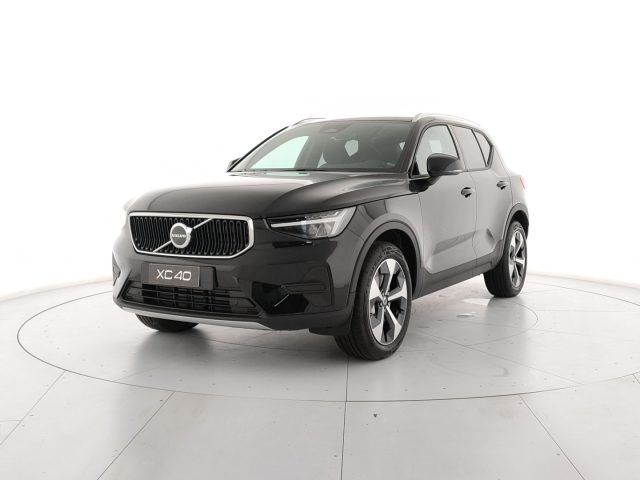 Volvo XC40 B3 automatico Core - foto 2 di 4
