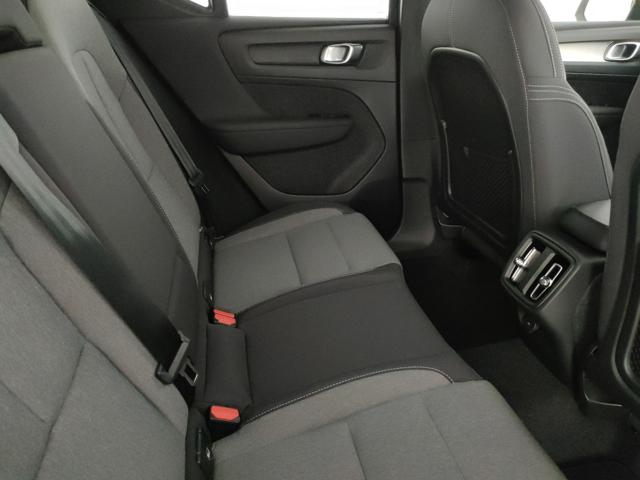 Volvo XC40 B3 automatico Core nuovo a MODENA