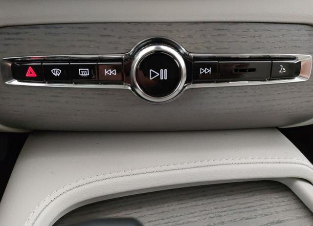 Volvo XC90 T8 Plug-in AWD auto 7p Core - KM0 km 0 a MODENA