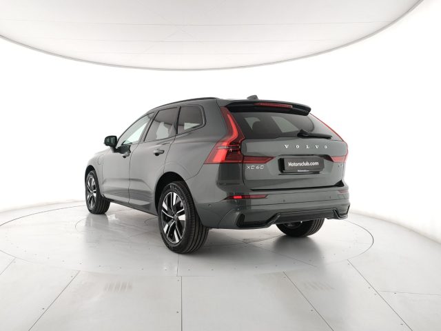 Volvo XC60 T6 Plug-in hybrid AWD aut. Plus Dark - Autocarro - foto 3 di 4