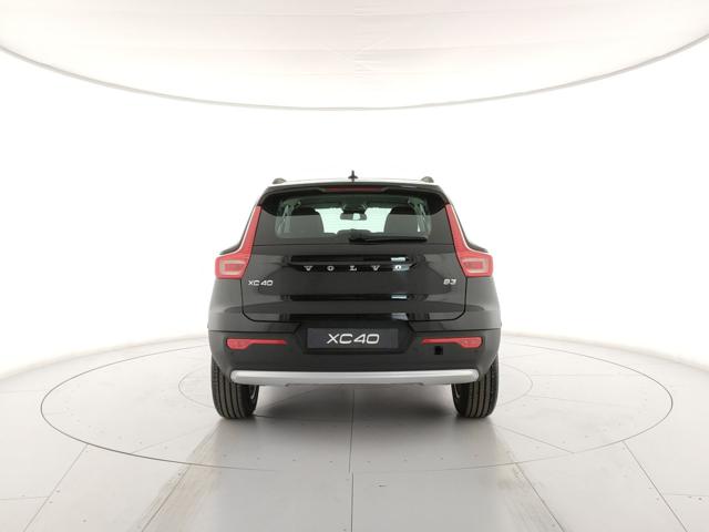 Volvo XC40 B3 automatico Essential - Cruise Adattivo - foto 4 di 4
