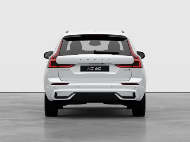 Volvo XC60 B5 AWD automatico Plus Dark - Pronta Consegna - foto 4 di 4