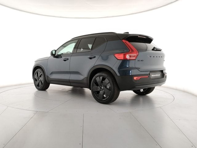 Volvo XC40 B3 automatico Ultra Black Edition -Pronta Consegna - foto 3 di 27