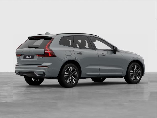 Volvo XC60 B5 AWD automatico Plus Dark - Pronta Consegna, in vendita a Modena (MO)