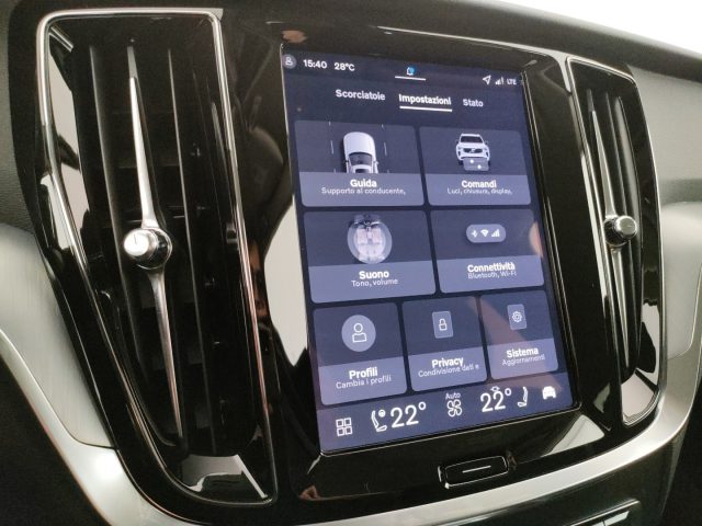 Volvo V60 B4 automatico Core - Pronta Consegna nuovo a MODENA