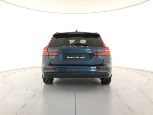 Volvo V60 B4 automatico Core - Pronta Consegna, in vendita a Modena (MO)