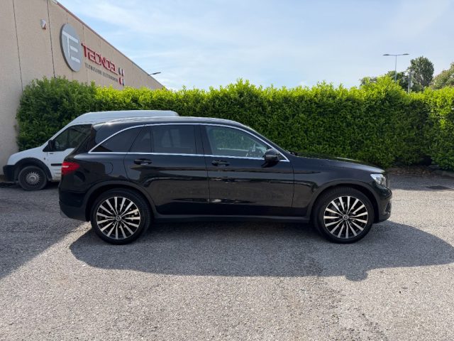 Mercedes-Benz GLC 220 d 4Matic Business - foto 3 di 4