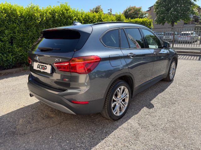 BMW X1 sDrive18d Business - foto 4 di 4