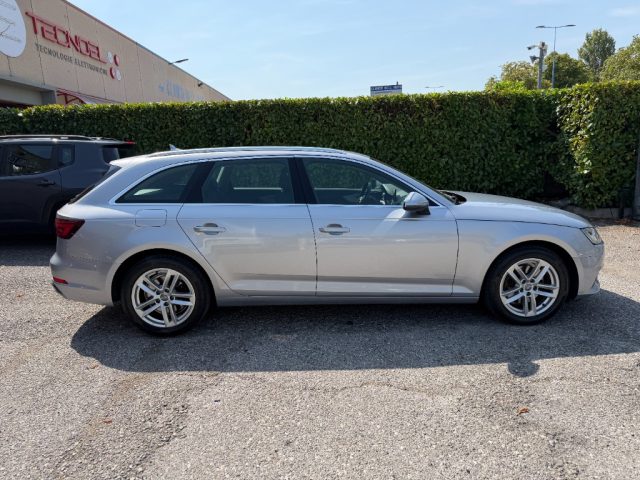 Audi A4 Avant 35 TDI S tronic Business - foto 4 di 4