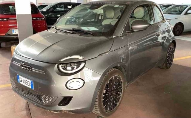Fiat 500e Berlina 42 kWh La Prima, del 2020, 36.000 km, in vendita a Brescia (BS)