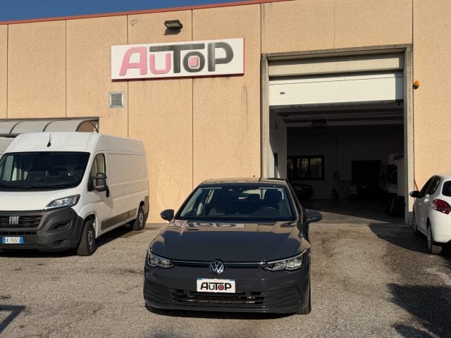 Volkswagen Golf 1.5 TGI DSG Life - foto 2 di 4
