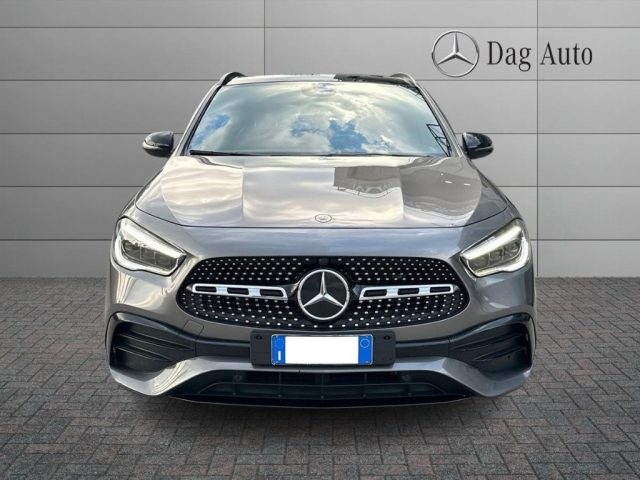 Mercedes-Benz GLA 200 d Automatic 4Matic Premium - foto 3 di 4