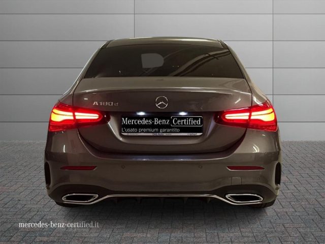 Mercedes-Benz A 180 d Automatic AMG Line Advanced Plus - foto 4 di 4