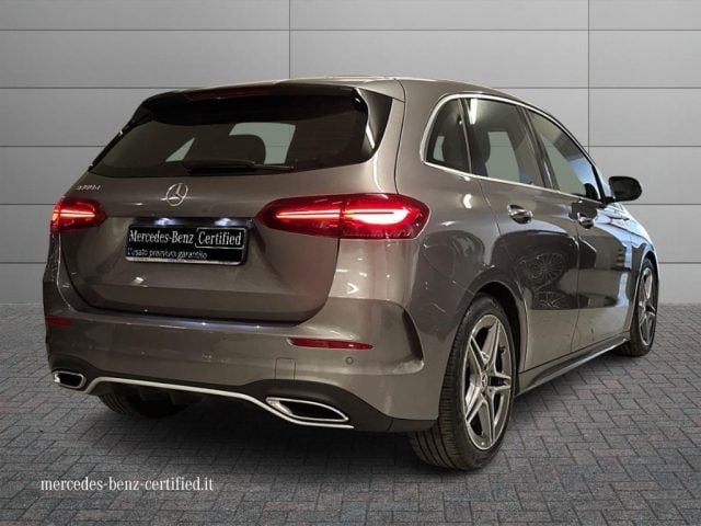 Mercedes-Benz B 180 d Automatic AMG Line Advanced Plus - foto 2 di 4