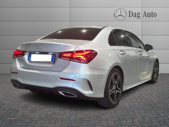 Mercedes-Benz A 200 d Automatic Premium - foto 2 di 4