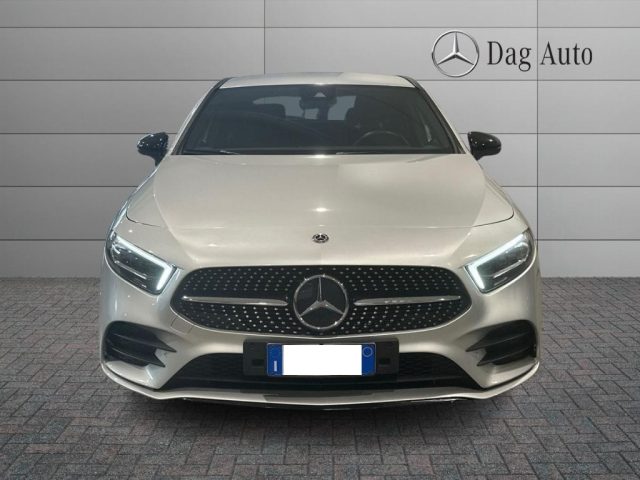 Mercedes-Benz A 200 d Automatic Premium - foto 3 di 4