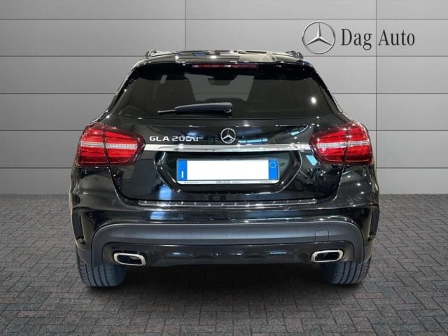 Mercedes-Benz GLA 200 d Automatic Premium - foto 4 di 4